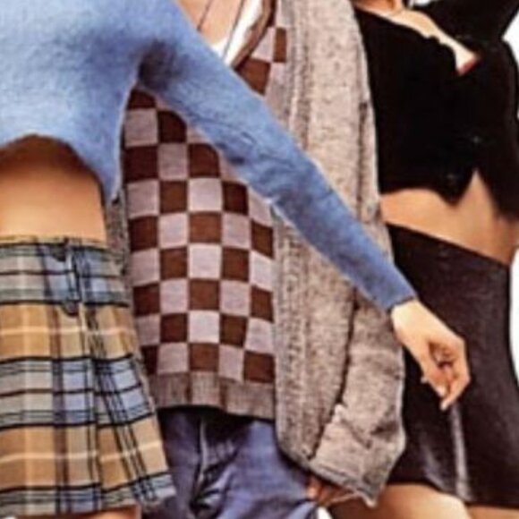 T-shirt and Flannel Shop! Like this to get notified when we got new stuff! - Picture 8 of 10